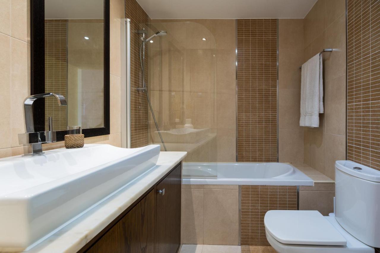 Stunning 2-Bed Penthouse In Lagos 250M From Beach Екстер'єр фото
